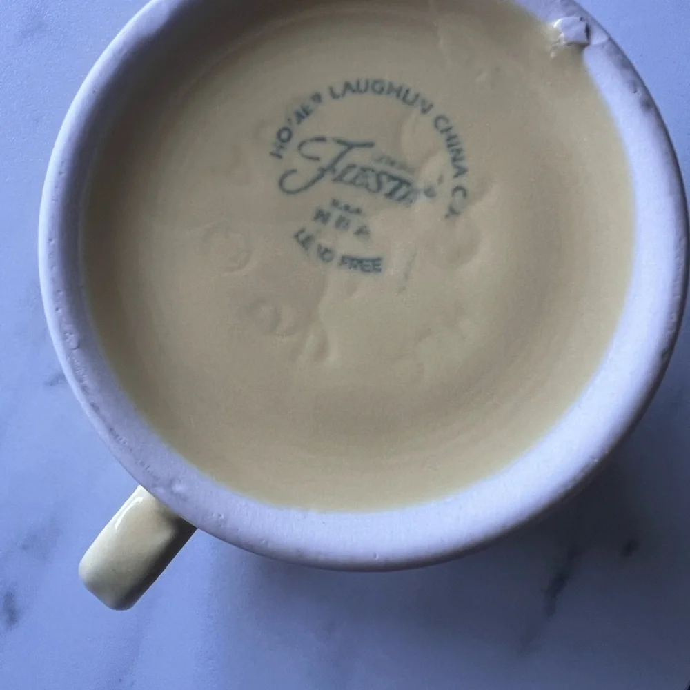 Fiestaware Coffee Mug Pale Yellow Heavy Circle Handle  Great Condition